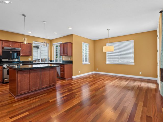 5273 Nw 127TH Ter, Portland, OR 97229