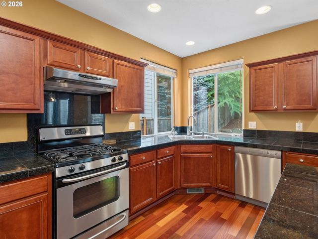 5273 Nw 127TH Ter, Portland, OR 97229