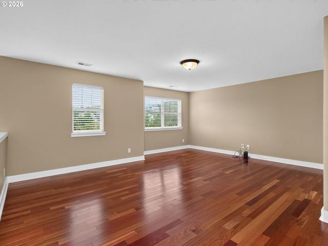 5273 Nw 127TH Ter, Portland, OR 97229