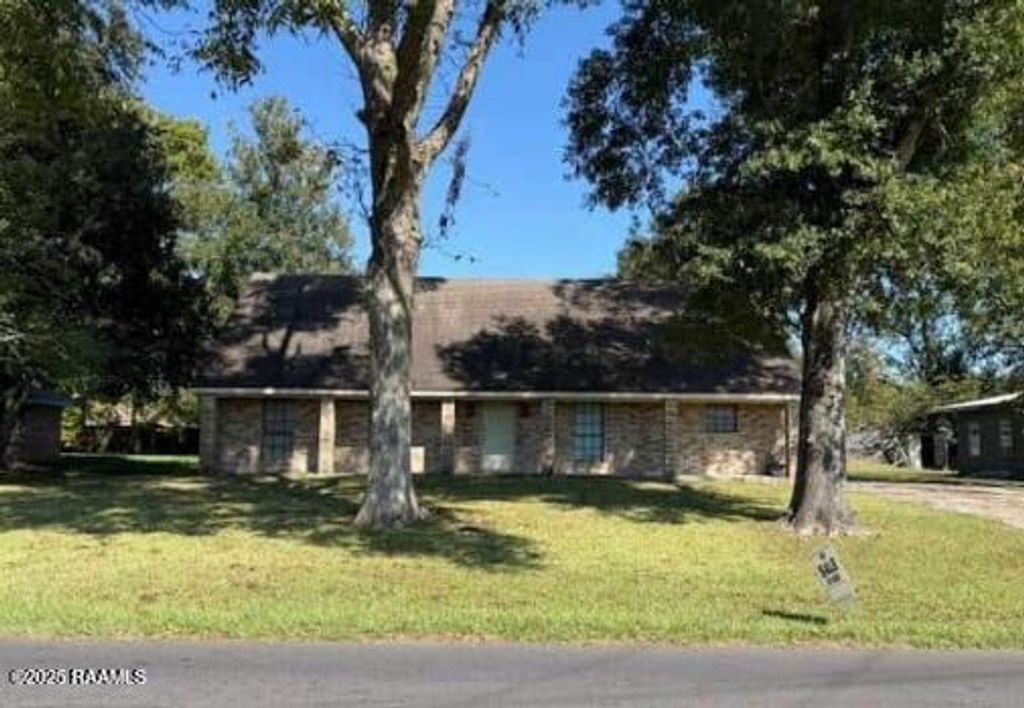 307 E Butcher Switch Road, Lafayette, LA 70507