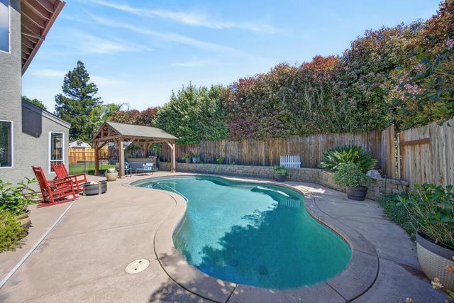 6024 Mcneely Way, Orangevale, CA 95662