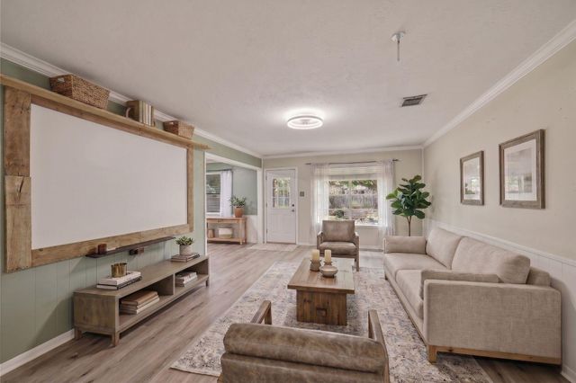 5007 W Plum Street, Pearland, TX 77581