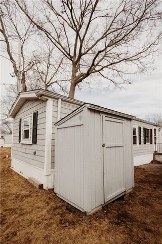 840 Forest Park Avenue, Middletown, RI 02842