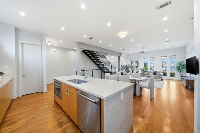 1405 Vermont Street A, Houston, TX 77006