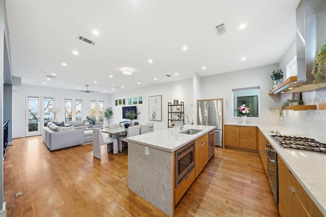 1405 Vermont Street A, Houston, TX 77006