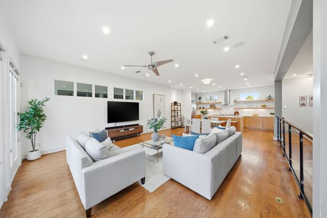 1405 Vermont Street A, Houston, TX 77006