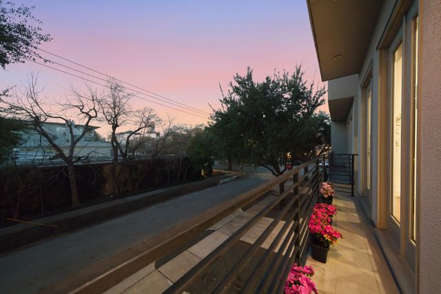 1405 Vermont Street A, Houston, TX 77006