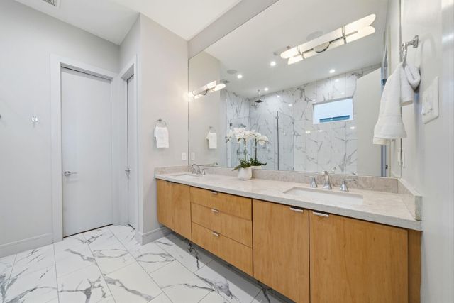 1405 Vermont Street A, Houston, TX 77006