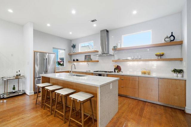 1405 Vermont Street A, Houston, TX 77006