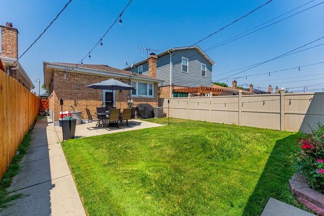 6031 S Normandy Avenue, Chicago, IL 60638