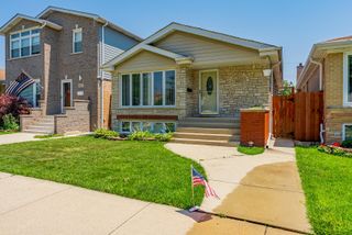 6031 S Normandy Avenue, Chicago, IL 60638