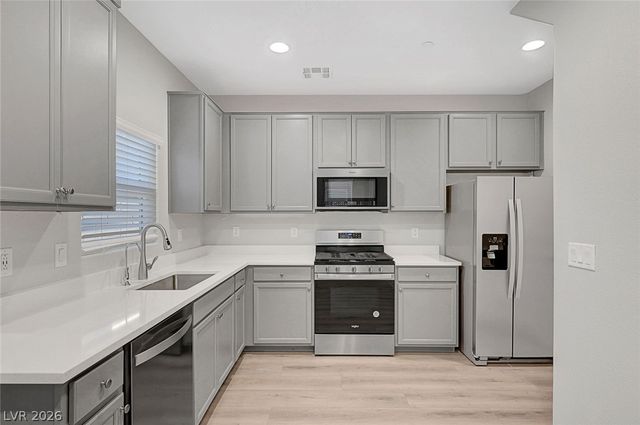 92 Mosso Niente Place, Henderson, NV 89011