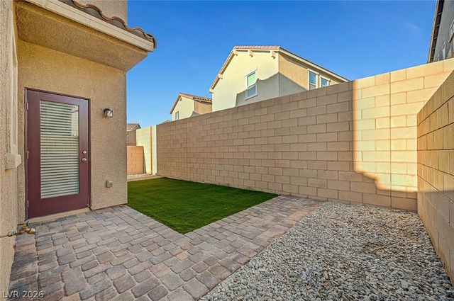 92 Mosso Niente Place, Henderson, NV 89011