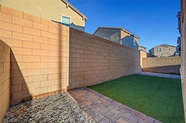 92 Mosso Niente Place, Henderson, NV 89011