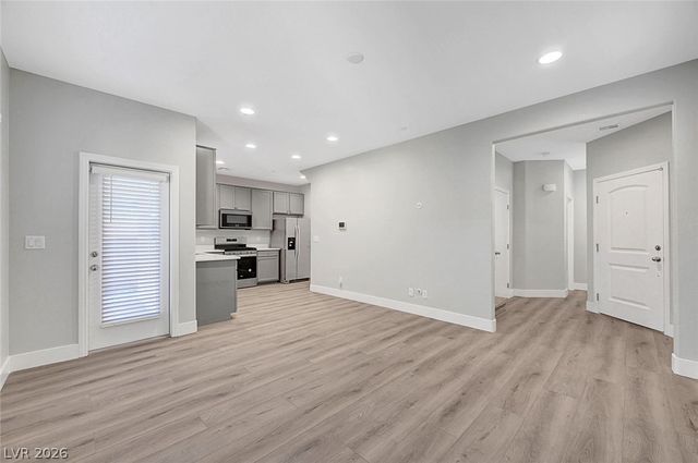 92 Mosso Niente Place, Henderson, NV 89011