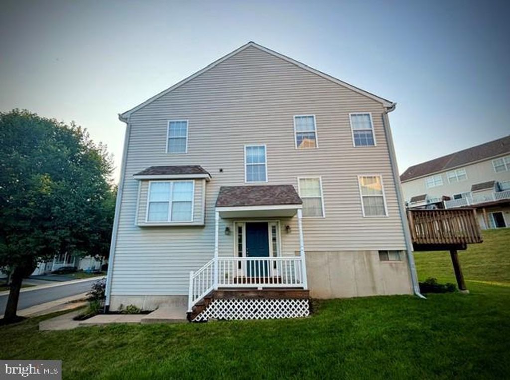 635 ONWARD AVE, Phoenixville, PA 19460