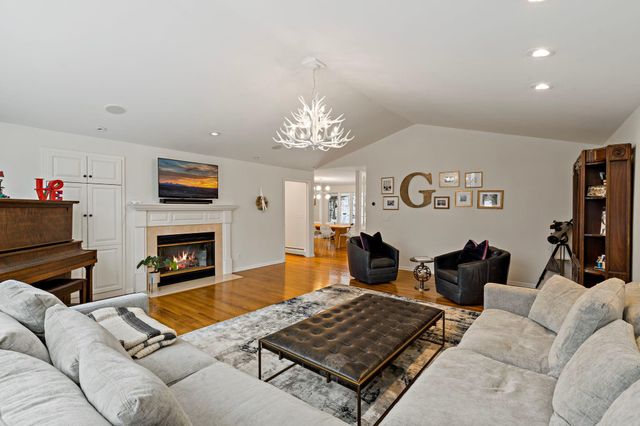 4604 Merilane, Edina, MN 55436