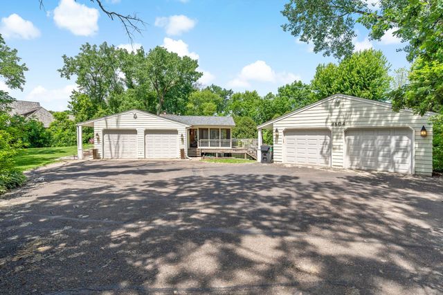 4604 Merilane, Edina, MN 55436