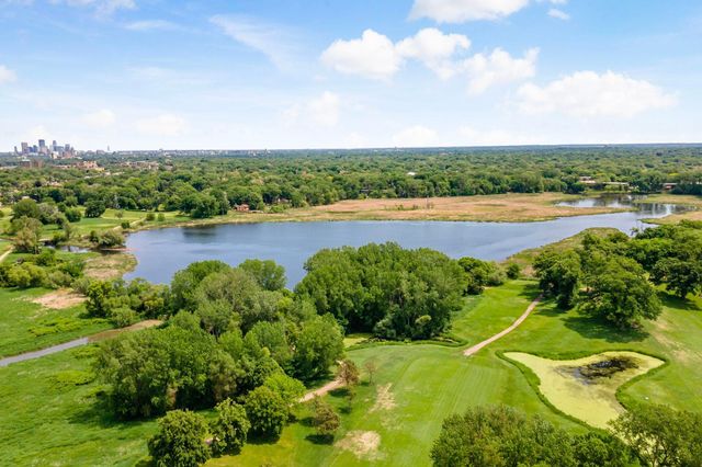 4604 Merilane, Edina, MN 55436