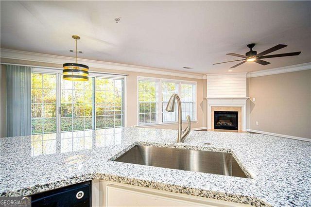 265 Balaban Circle, Woodstock, GA 30188
