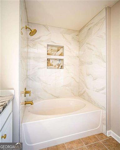 265 Balaban Circle, Woodstock, GA 30188