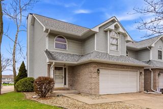 2201 Daffodil Drive, Crest Hill, IL 60403
