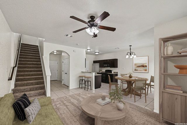 8703-8705 Vista De Nubes, Converse, TX 78109