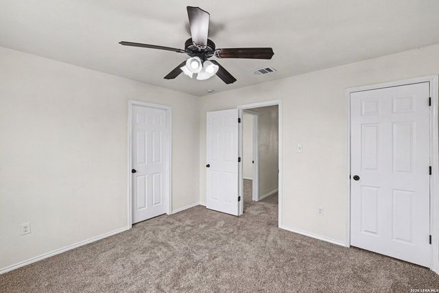8703-8705 Vista De Nubes, Converse, TX 78109