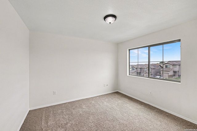 8703-8705 Vista De Nubes, Converse, TX 78109