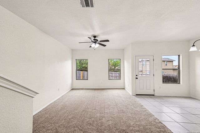 8703-8705 Vista De Nubes, Converse, TX 78109