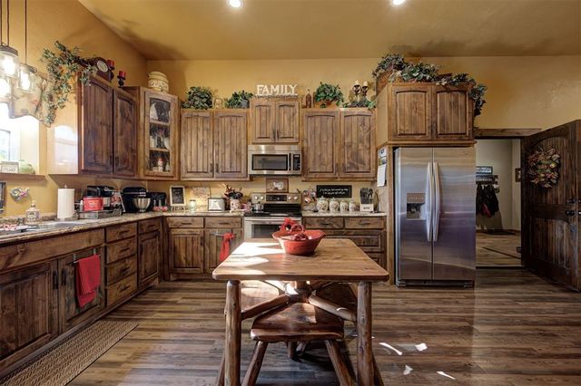 330730 E 860 Road, Wellston, OK 74881