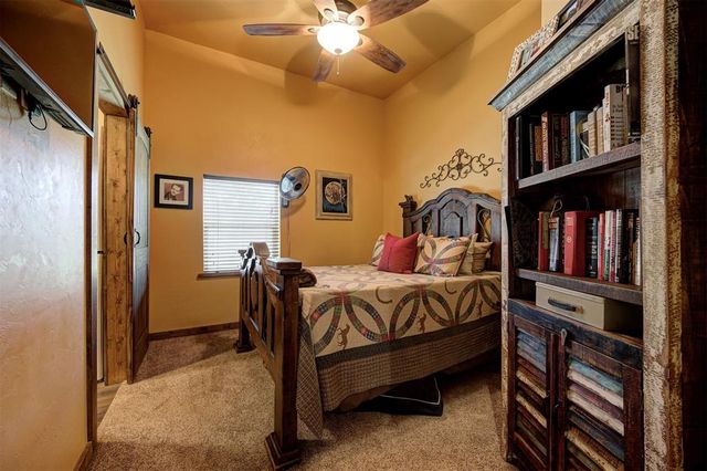 330730 E 860 Road, Wellston, OK 74881