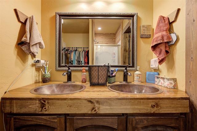 330730 E 860 Road, Wellston, OK 74881