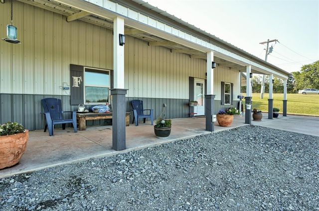 330730 E 860 Road, Wellston, OK 74881