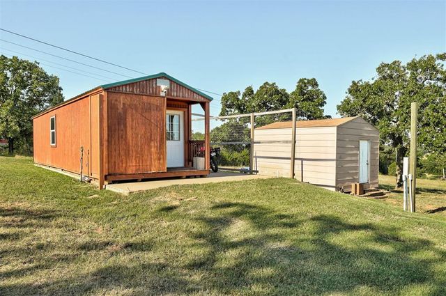 330730 E 860 Road, Wellston, OK 74881