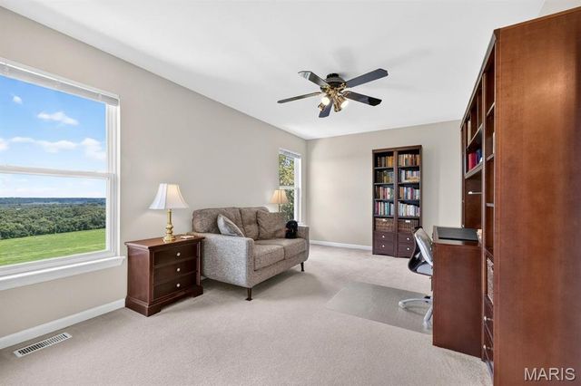 343 Bluff View Circle, St Louis, MO 63129