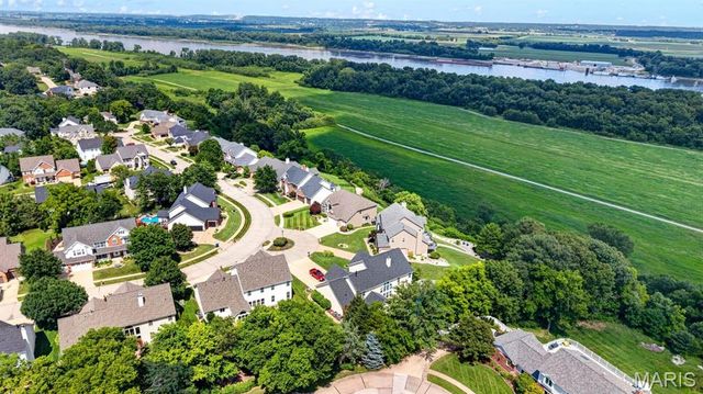 343 Bluff View Circle, St Louis, MO 63129