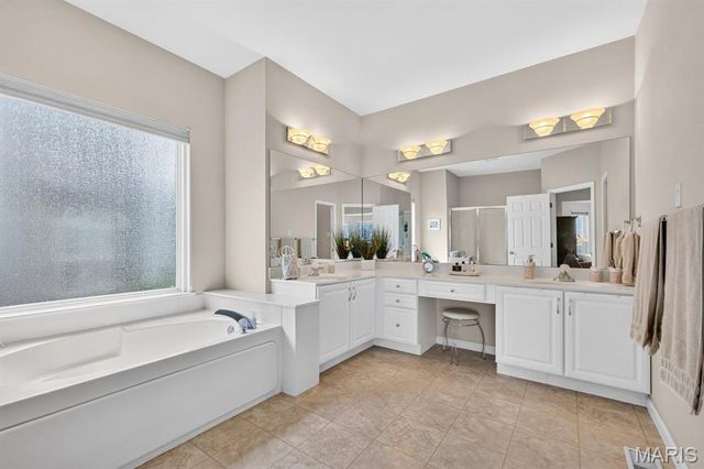 343 Bluff View Circle, St Louis, MO 63129