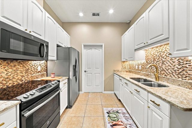 7629 WIMPOLE DRIVE, New Port Richey, FL 34655