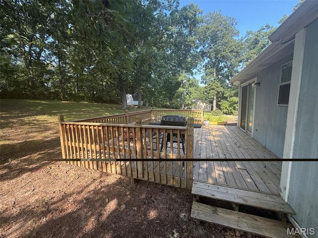 5108 Twelve Oaks Avenue, Villa Ridge, MO 63089