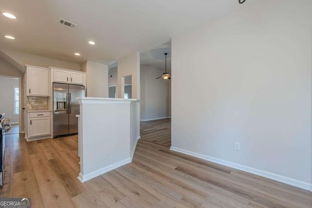 218 Jefferson Avenue, Canton, GA 30114