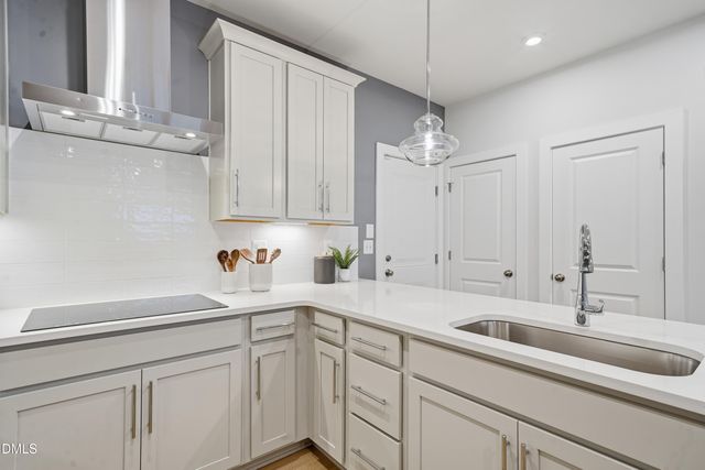 1305 Granholm Road 113, Cary, NC 27519