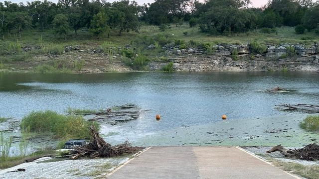 7324 tessera PKWY, Lago Vista, TX 78645