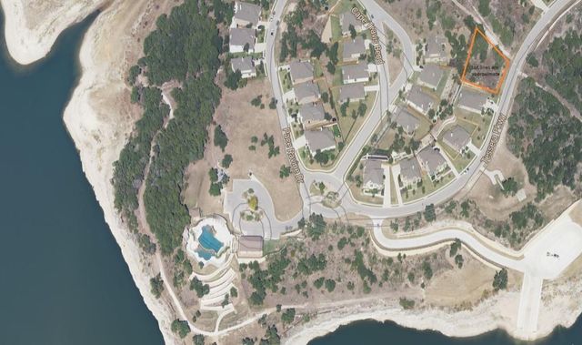 7324 tessera PKWY, Lago Vista, TX 78645
