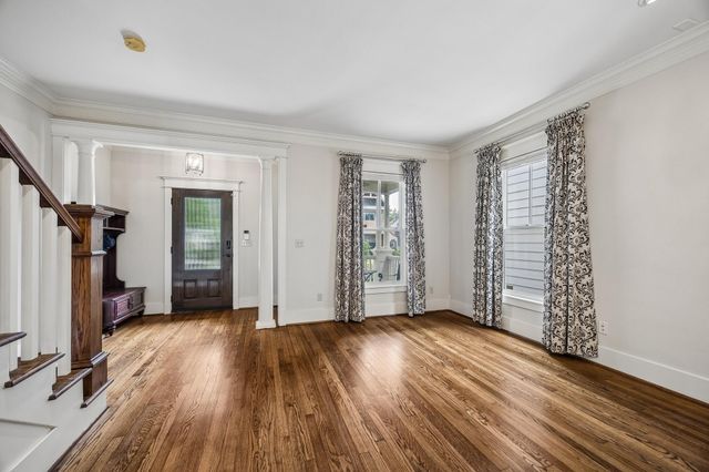 227 W 24th Street, Houston, TX 77008