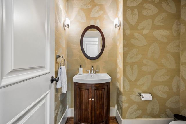227 W 24th Street, Houston, TX 77008