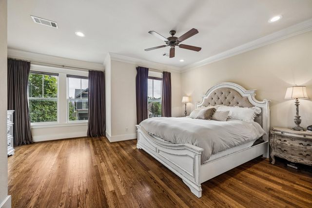 227 W 24th Street, Houston, TX 77008
