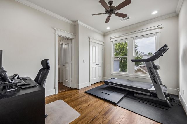 227 W 24th Street, Houston, TX 77008