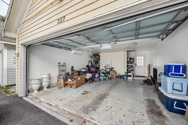 227 W 24th Street, Houston, TX 77008