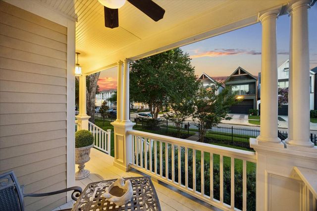 227 W 24th Street, Houston, TX 77008